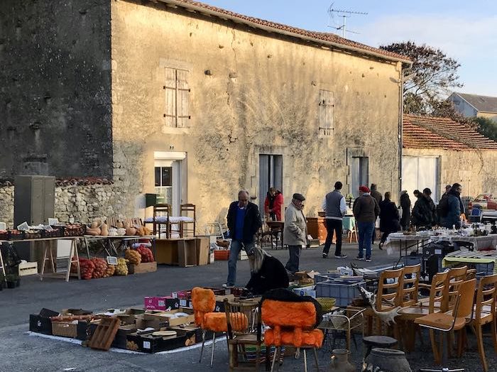 Loulay brocante