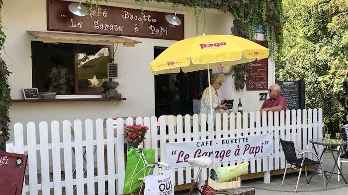 Café-bar à Dampierre-sur-Boutonne